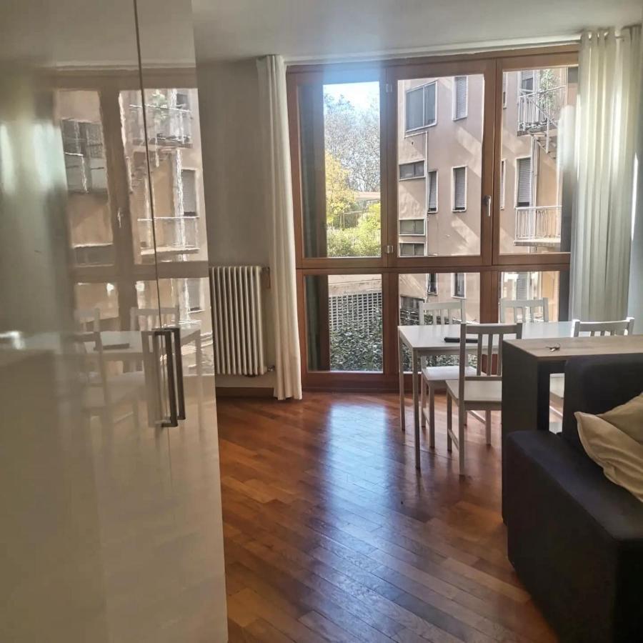 B&B Portello Milan Bagian luar foto